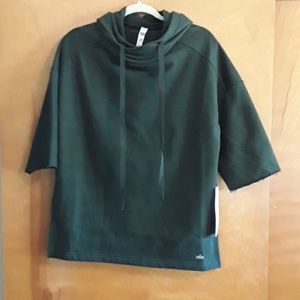 NWOT ALO Yoga quarter Sleeve Hooded Sweatshirt